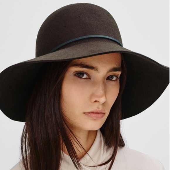 Talula Accessories - Aritzia - Talula Baylis 100% Wool Hat Dark Brown